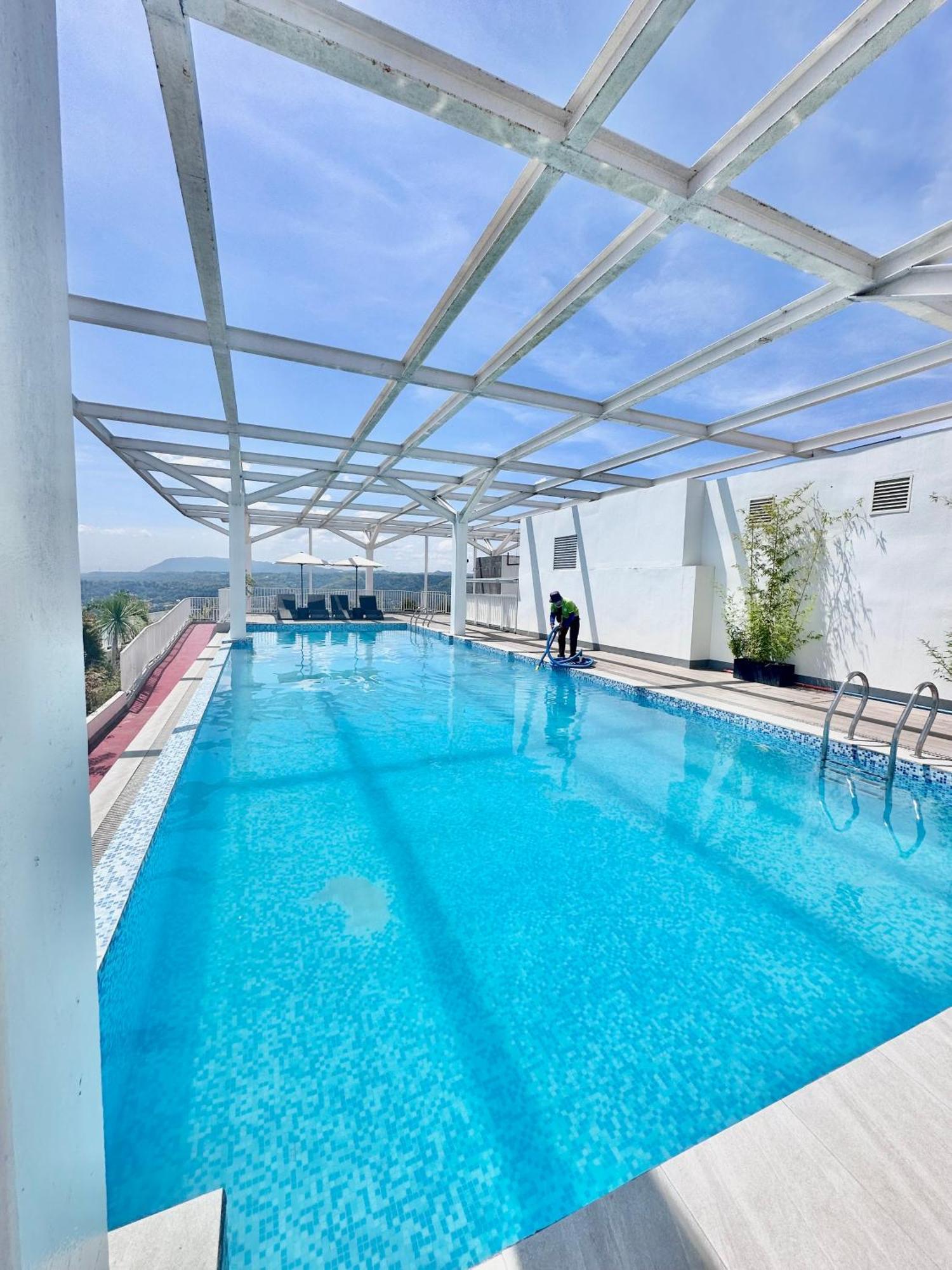 Aesthetic One Bedroom Beside Sm W Pool, Wifi And Netflix Кагаян-де-Оро Экстерьер фото